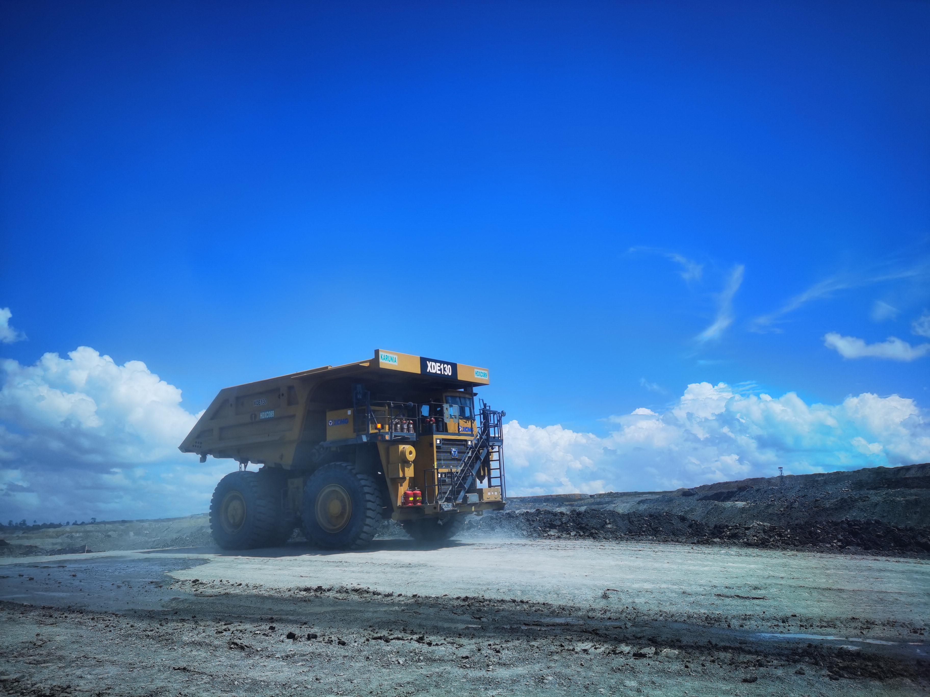 矿业报国，效率传奇！yl23455永利矿山机械100台+扎根高原