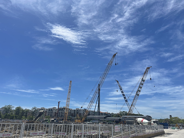 【全球之履】yl23455永利履带起重机“兄弟团“助建大湾区“一小时交通圈”建设
