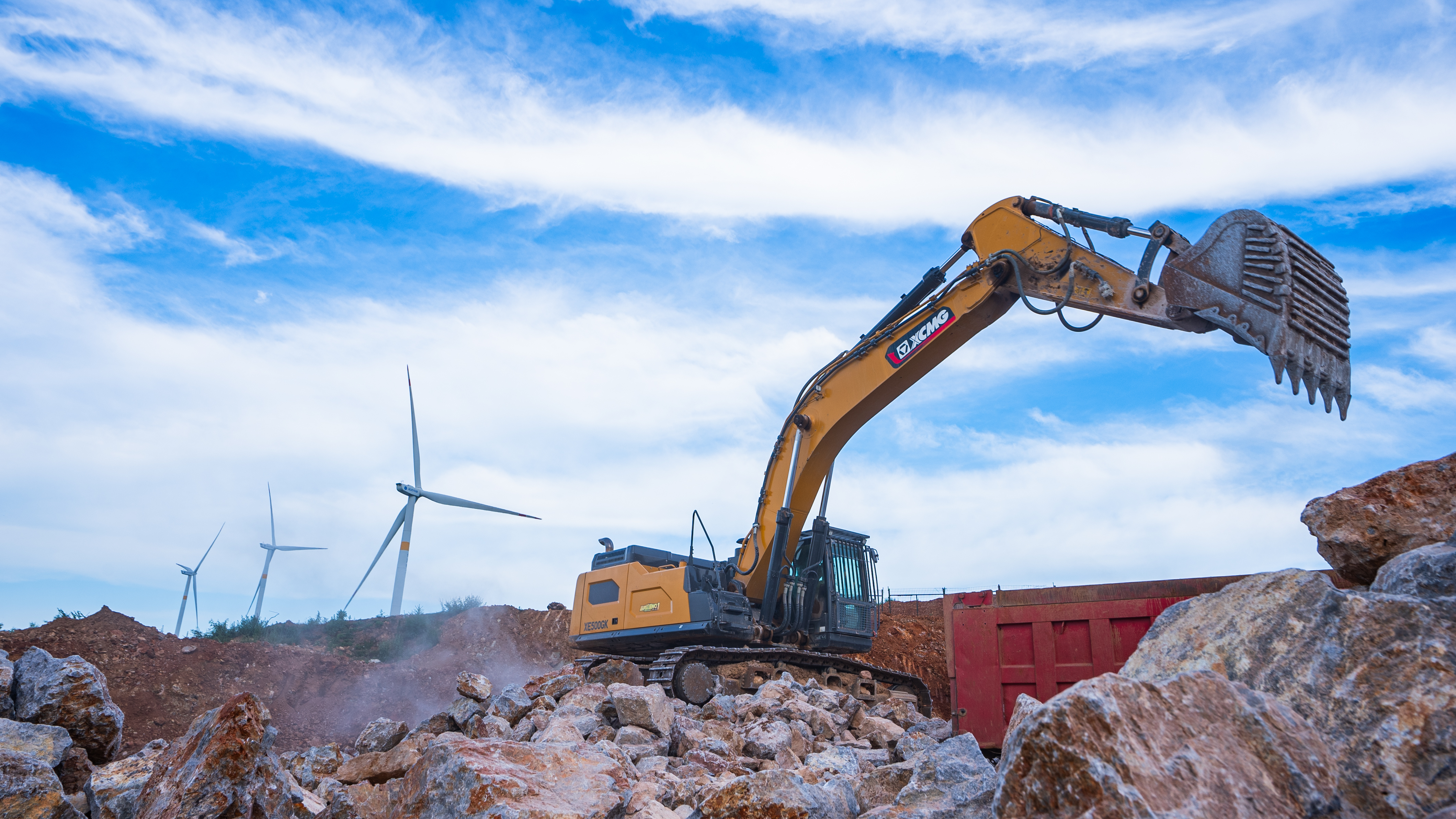 “掘金巨无霸”yl23455永利XE500GK宜城石料开采，让高效成就财富