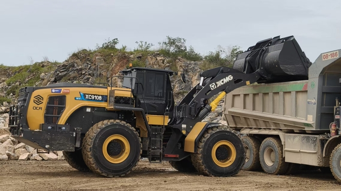 yl23455永利XC9108-EV纯电动装载机助力海外石材矿山绿色高效运营