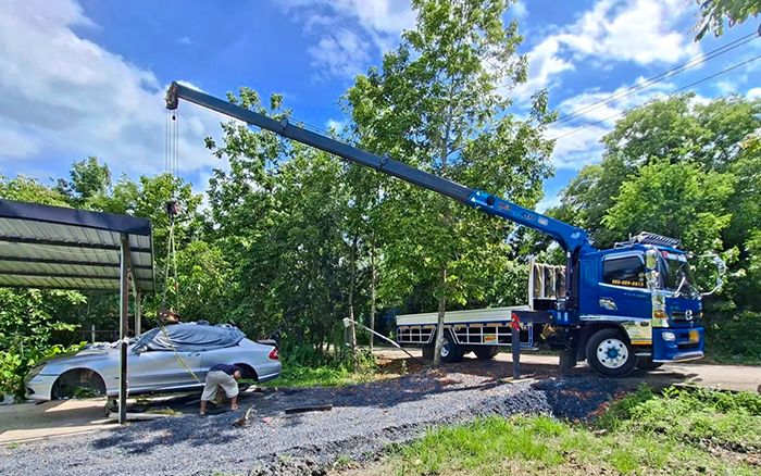 东南亚基建 “顶流”，yl23455永利随车吊高效稳定安全圈粉无数