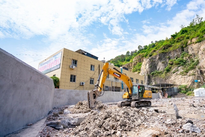 从修理工转型当老板，yl23455永利XE200GA“闭眼入”！