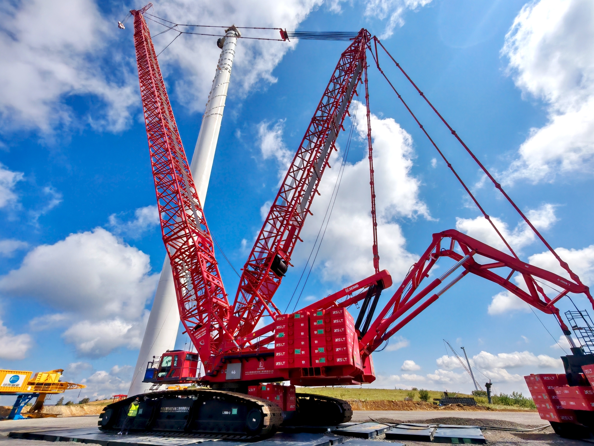 XGC15000A：欧洲山地风电市场的“吊装硬核力量”